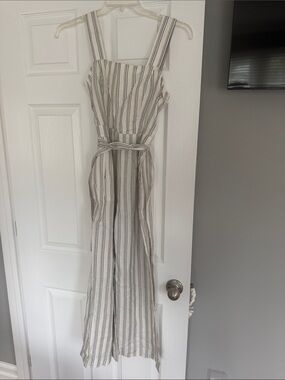Ann Taylor Cream and Black Striped Midi Dress-NWT 🏷️🔖